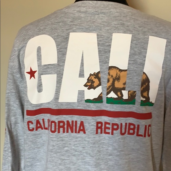 Brooklyn Clothing Cali Bear Long Sleeve Tee. - Picture 5 of 8
